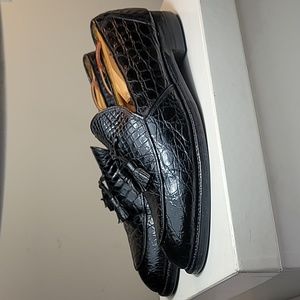 John Lobb vintage black alligator tasseled loafers size 8.5